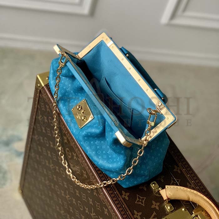 L0vis Vvtt0n LV Women Monogram Clutch Blue Calfskin Leather S-Lock Master Quality
