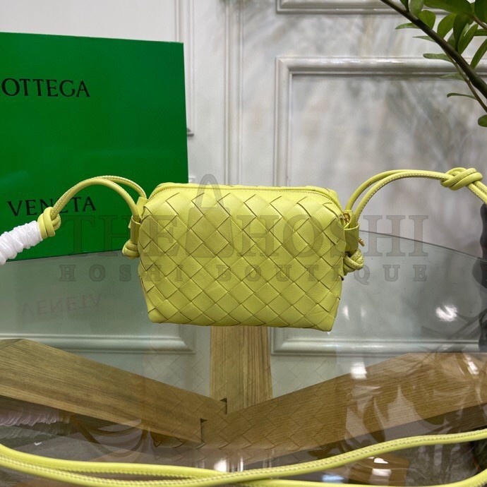 B0tt*ga Ven*ta Loop Mini Bag In Kiwi Intrecciato Lambskin Master Quality