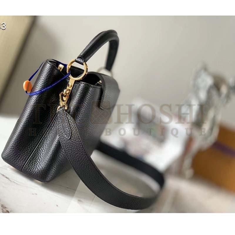 L0vis Vvtt0n LV Women Capucines BB Handbag Black Taurillon Leather Snap Hook Master Quality