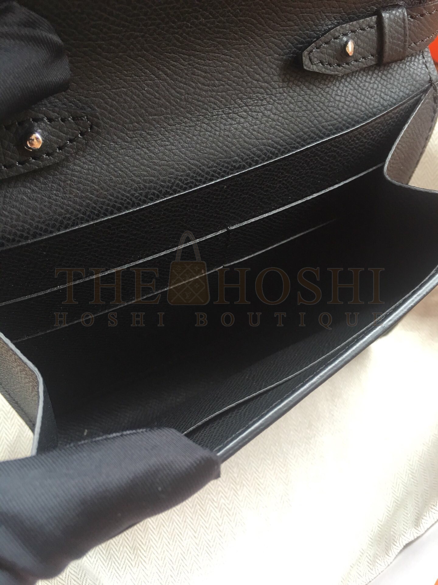 H**me5 Black Clic 16 Wallet With Strap Master Quality