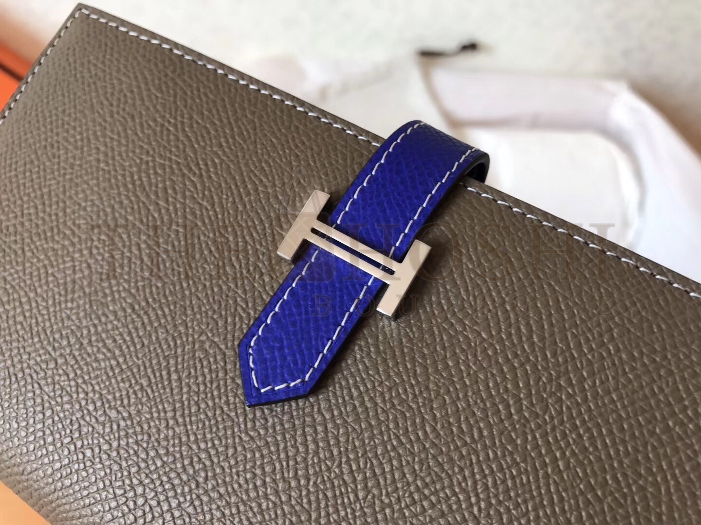 H**me5 Bi-Color Epsom Bearn Wallet Taupe/Electric Blue Master Quality