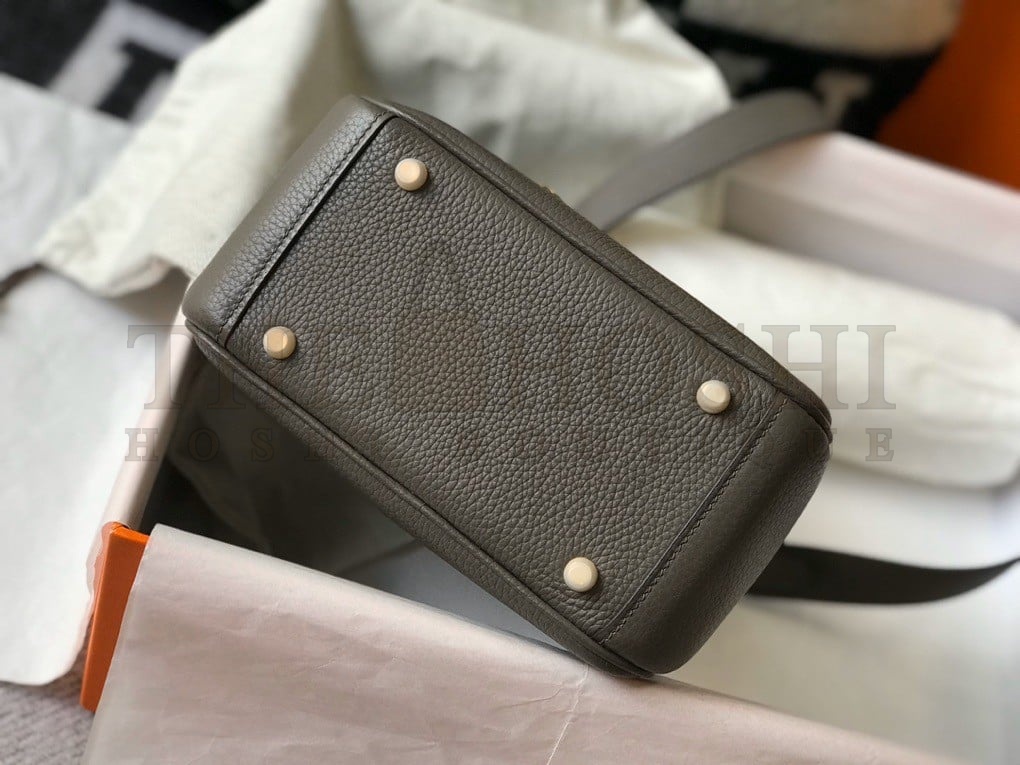 H**me5 Lindy Mini Bag In Etain Clemence Leather GHW Master Quality