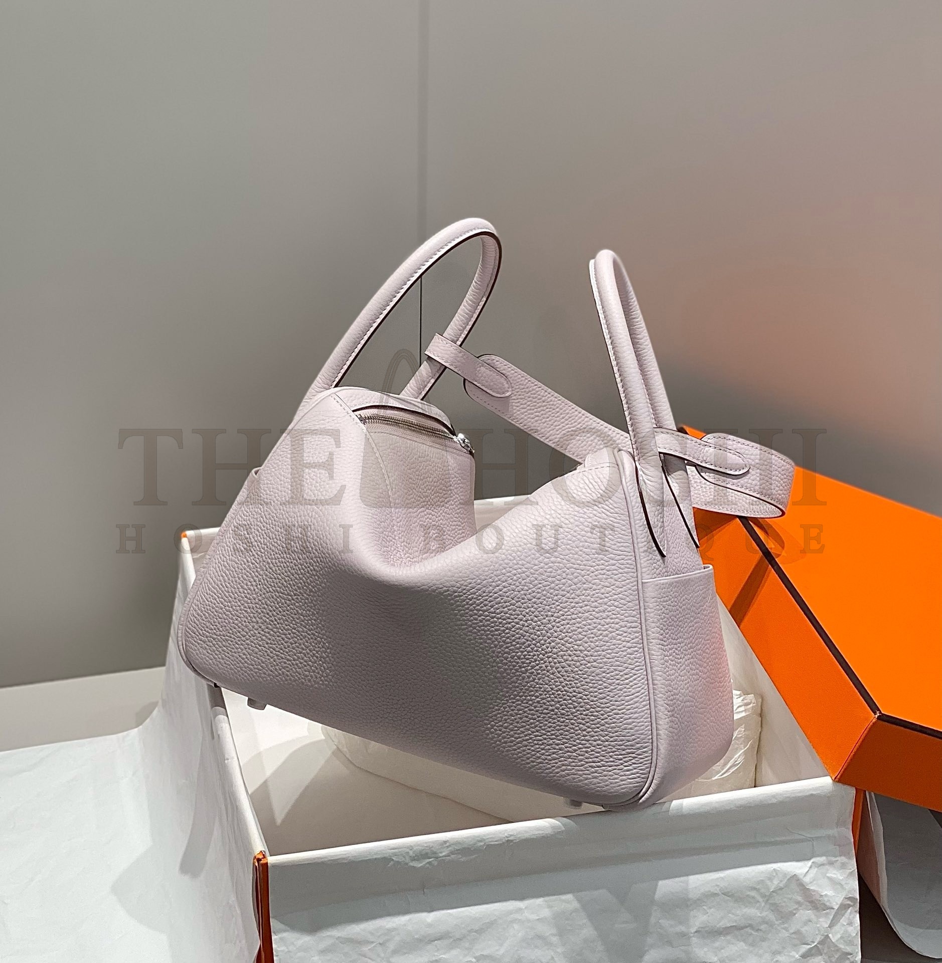 H**me5 Lindy 30cm Bag In Mauve Pale Clemence Leather PHW Master Quality