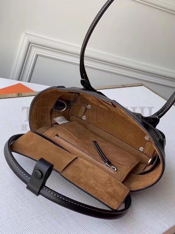 B0tt*ga Ven*ta Arco Mini Bag In Black Intrecciato Calfskin Master Quality