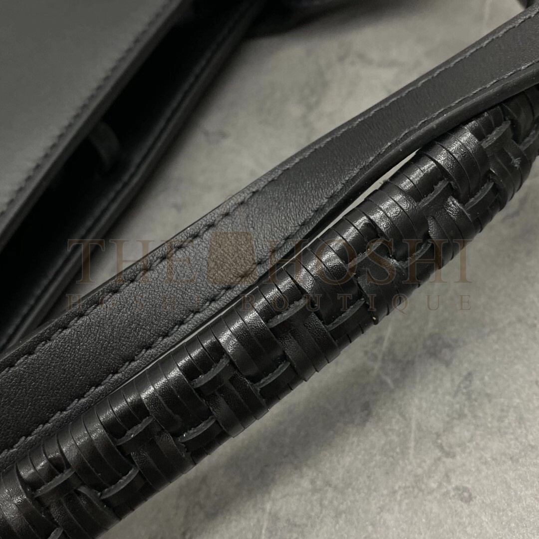 L0ew* Anagram Small Tote In Black Classic Calfskin Master Quality