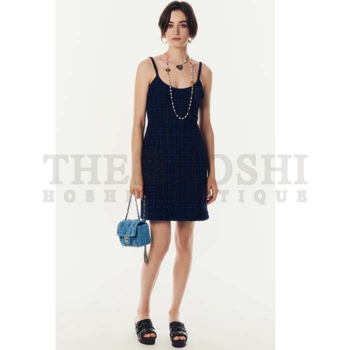 Ch**el Women CC Pendant Necklace Metal Glass Pearls Gold Blue Pearly White Master Quality