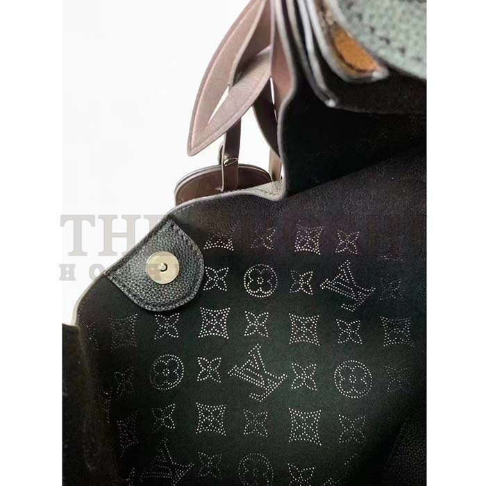 L0vis Vvtt0n LV Women Carmel Hobo Bag Black Mahina Perforated Calf Leather Master Quality