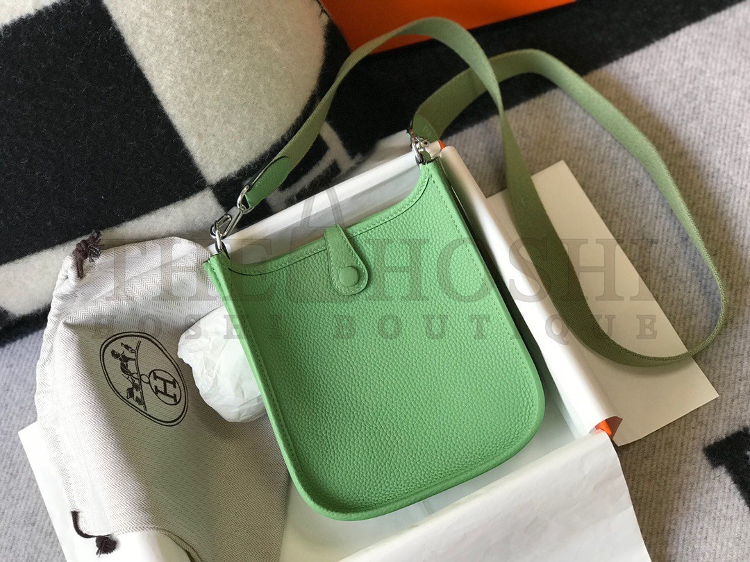 H**me5 Evelyne III Mini Bag In Vert Criquet Clemence Leather Master Quality