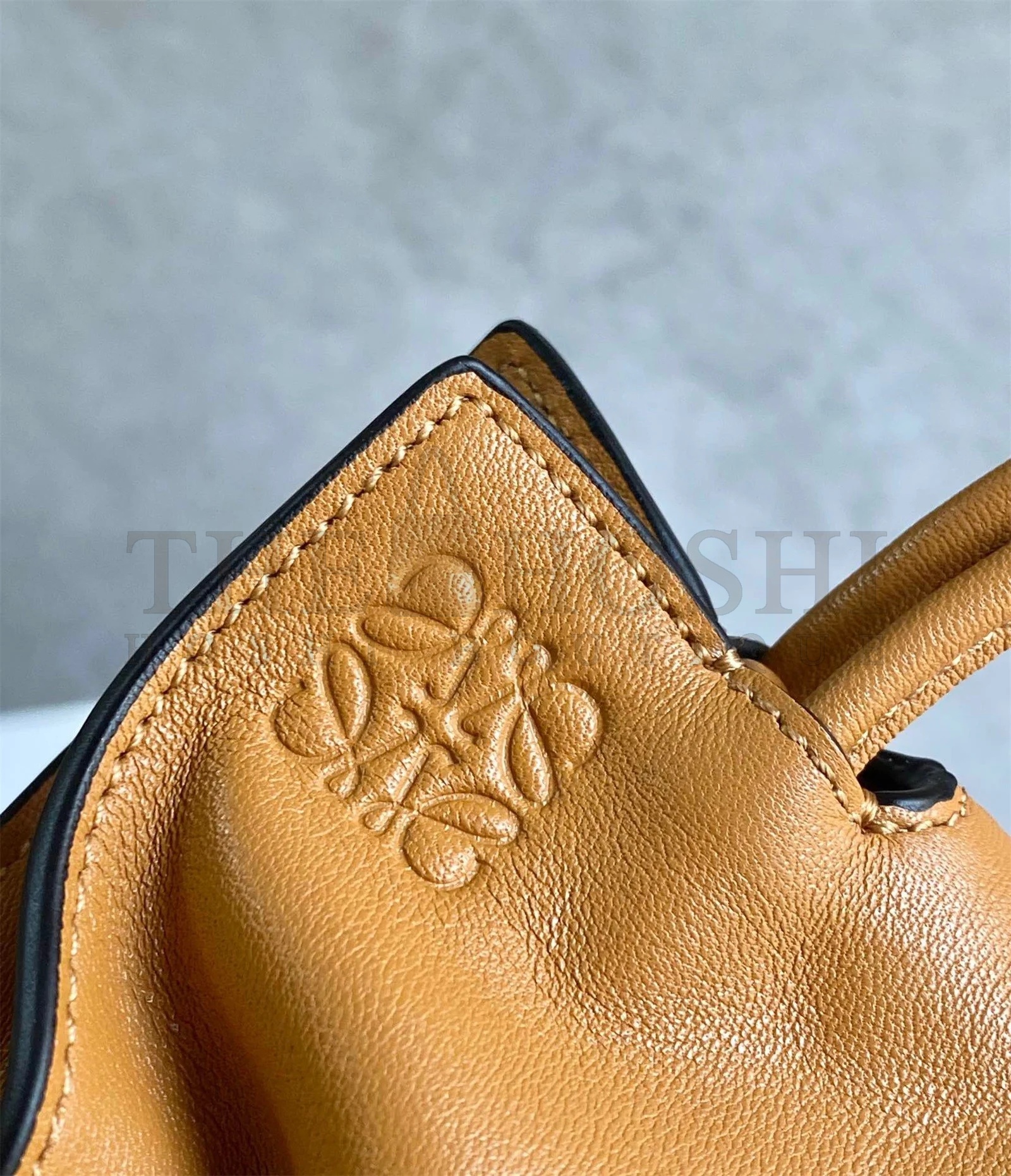 L0ew* Flamenco Nano Clutch In Brown Nappa Leather Master Quality