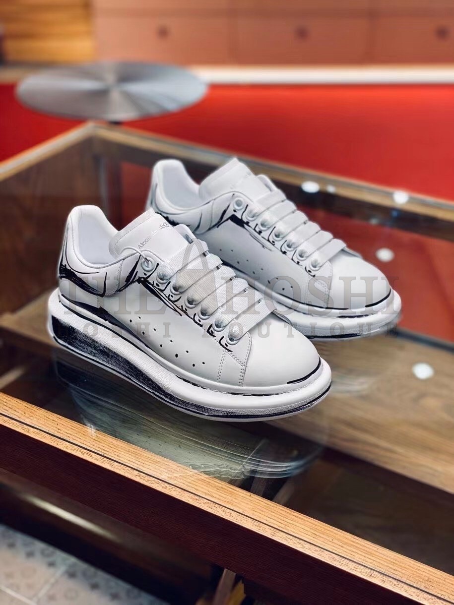 A1exa*der Mcqv*en Women