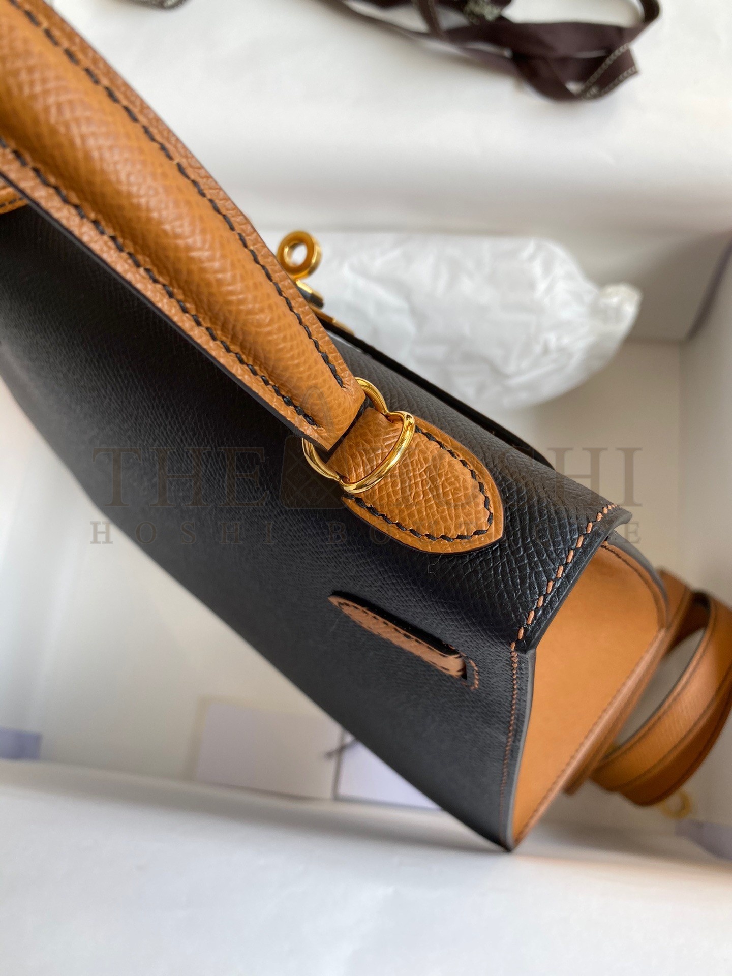 H**me5 Kelly Sellier 25 Bicolor Bag in Black and Gold Epsom Calfskin Master Quality