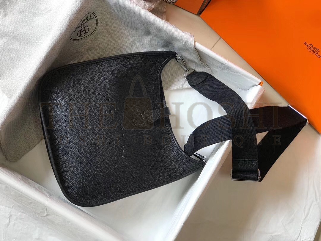 H**me5 Evelyne III 29 Bag In Black Clemence Leather Master Quality