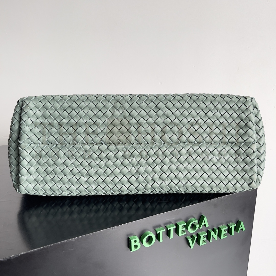 BV Grey "arge Cabat shopper bag B0tt*ga Ven*ta - B0tt*ga Ven*ta CASSETTE MESSENGER SHOULDER BAG - Vbidevelo Master Quality