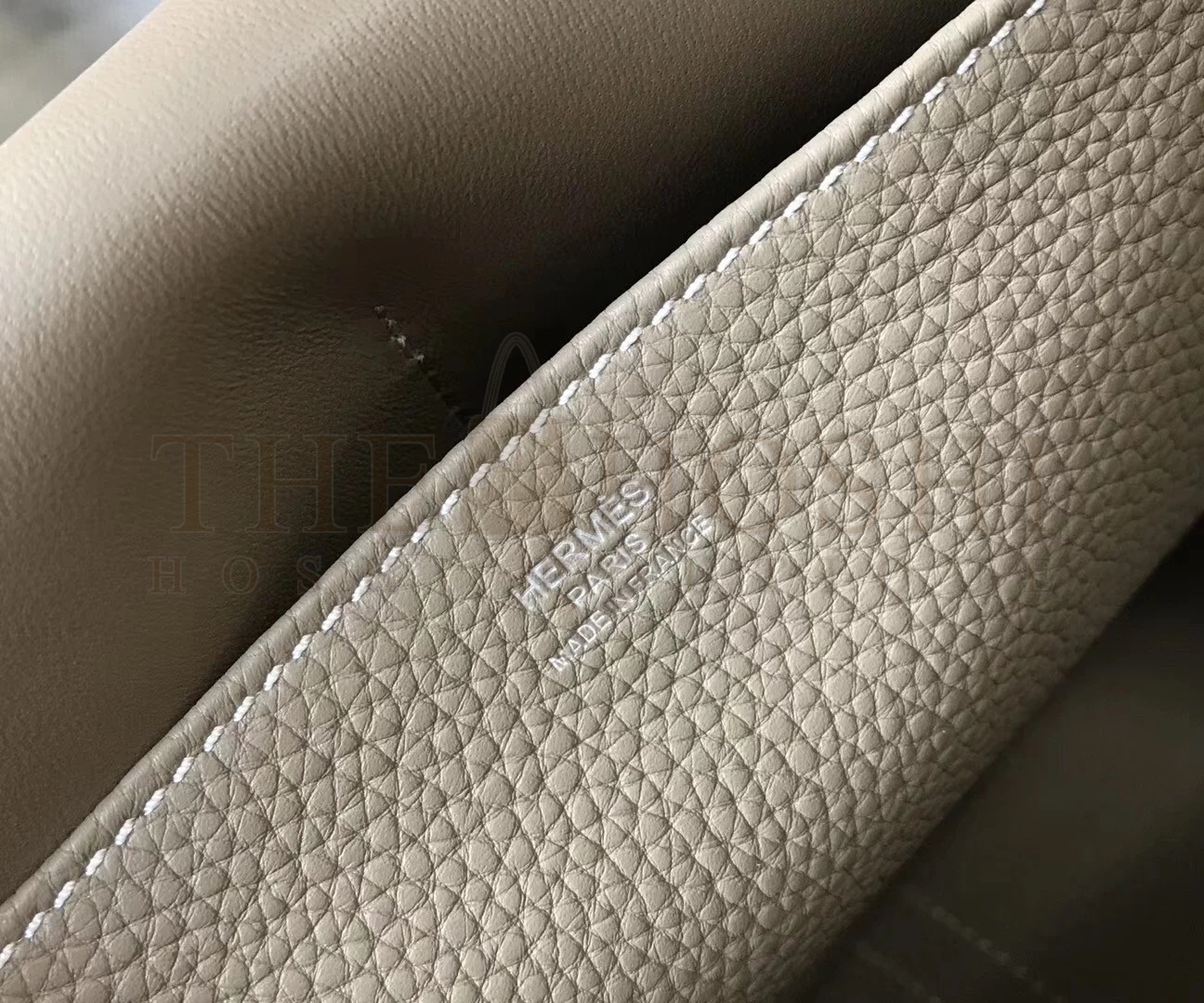 H**me5 Halzan 31cm Bag In Tourterelle Clemence Leather Master Quality