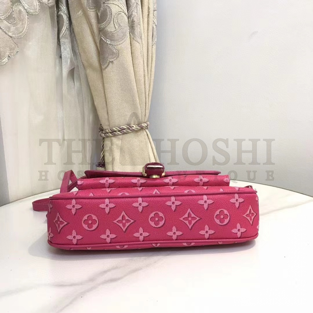 L0vis Vvtt0n LV Women Maxi Multi Pochette Accessoires Handbag Fuchsia Pink Monogram Coated Canvas Master Quality