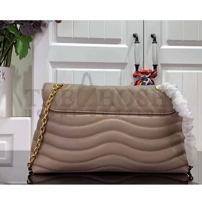 L0vis Vvtt0n LV Women New Wave Chain Bag GM Dark Taupe Quilted Smooth Calf Leather Master Quality