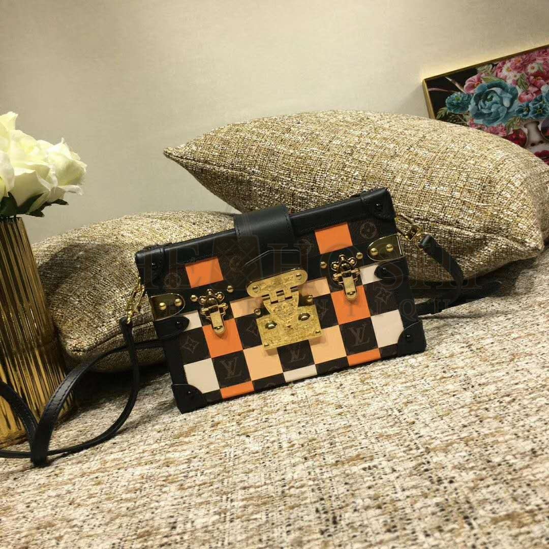 L0vis Vvtt0n LV Women Petite Malle Handbag in Calfskin Leather-Brown Master Quality