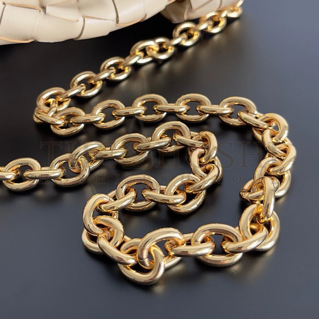 B0tt*ga Ven*ta Mini Jodie Chain Bag In Porridge Intrecciato Lambskin Master Quality