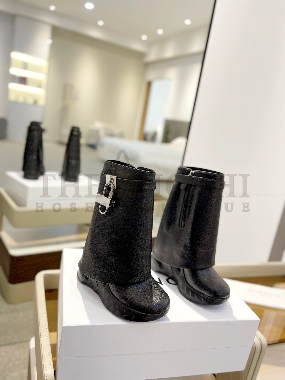 GIVENCHY/Givenchy Shark Lock Motorcycle Boots Master Quality