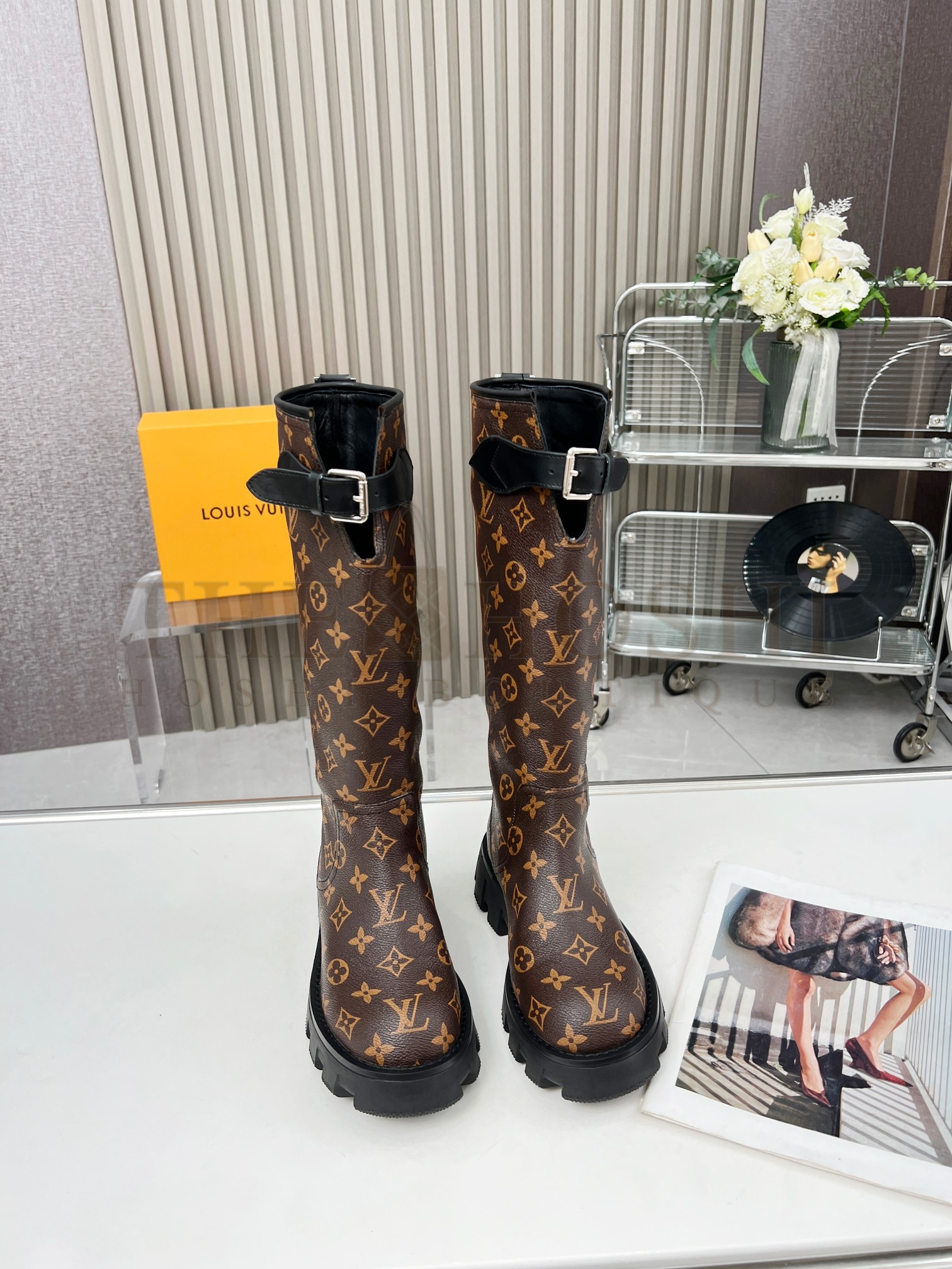 L0vis Vvtt0n LV  BOOTS Master Quality