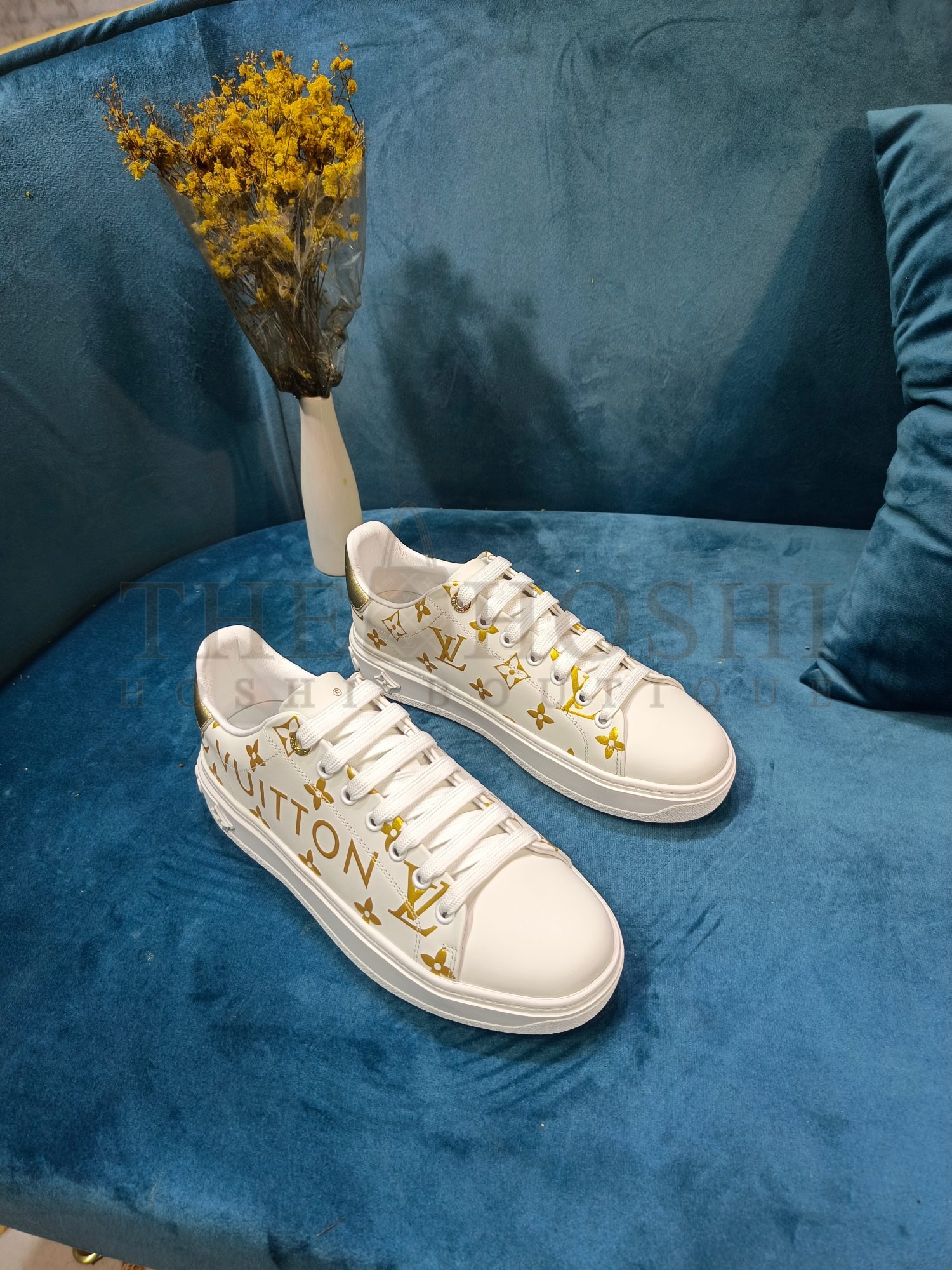 LV Time Out Monogram Embossed Calfskin Sneakers Gold Silver Women Size 34–41 Master Quality