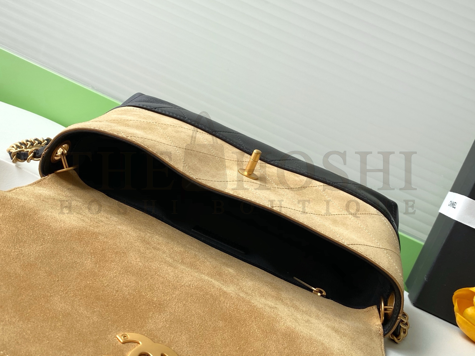 Ch**el AS5637 Top Handle Flap Bag Deer Suede Leather 18x29x8cm Master Quality