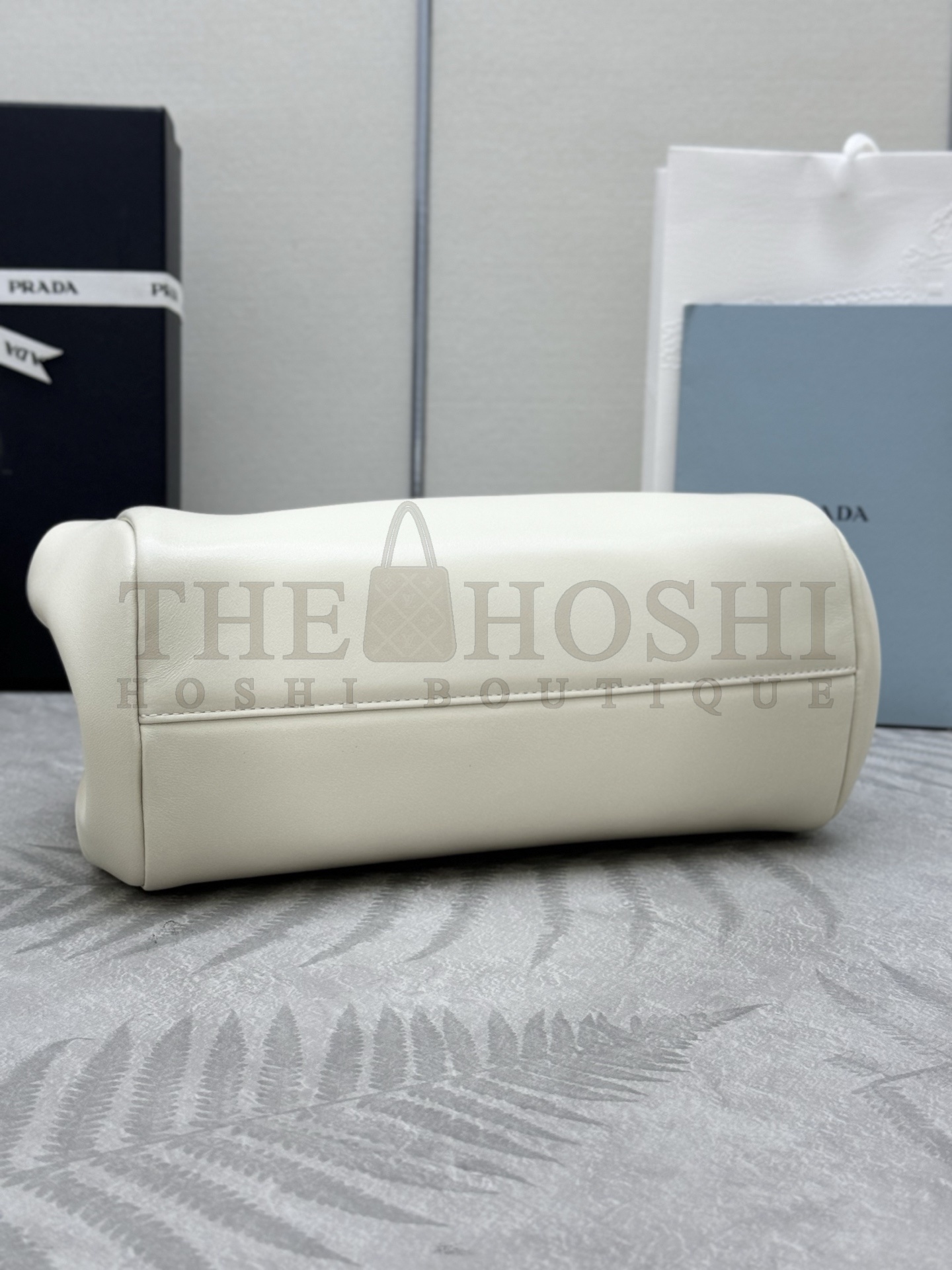 Pra*a Tumulte Shoulder Bag Lambskin Leather 24x13x13cm 1BD395 Master Quality