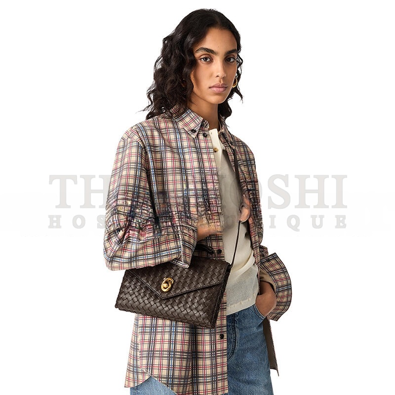 B0tt*ga Ven*ta KNOT LOCK 817191V08Z02190 (25*16*5.5cm) Master Quality