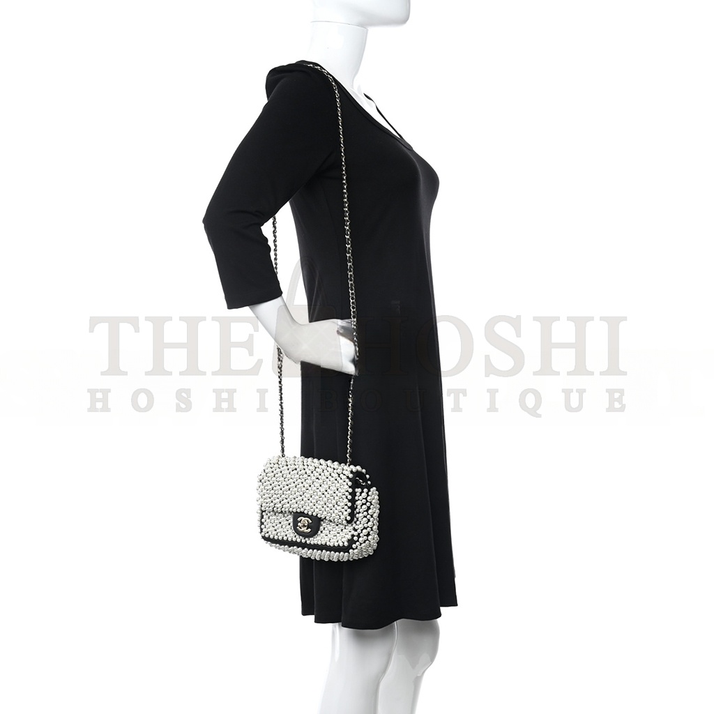 Ch**el LAMBSKIN PEARL ON FLAP BLACK (18*13*5cm) Master Quality