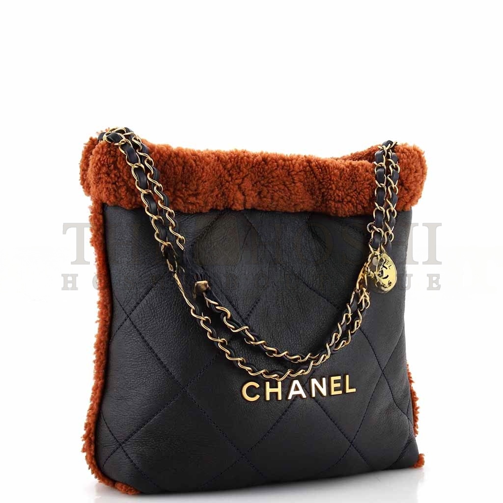 Ch**el 22 CHAIN HOBO QUILTED LAMBSKIN WITH SHEARLING SMALL (37*35*7cm) Master Quality