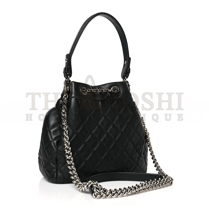 Ch**el LAMBSKIN QUILTED CC CHAIN BUCKET BAG BLACK (27*26*17cm) Master Quality