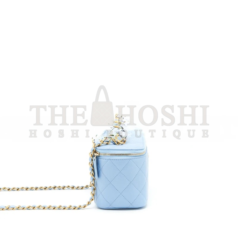 Ch**el 22S LONG VANITY CASE WITH LETTER HANDLE CAVIAR LIGHT BLUE AP2805 (17*10*8cm) Master Quality
