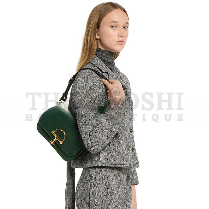 Gvc*1 SIENA SMALL SHOULDER BAG ‎846705 (22.5*14*8cm) Master Quality