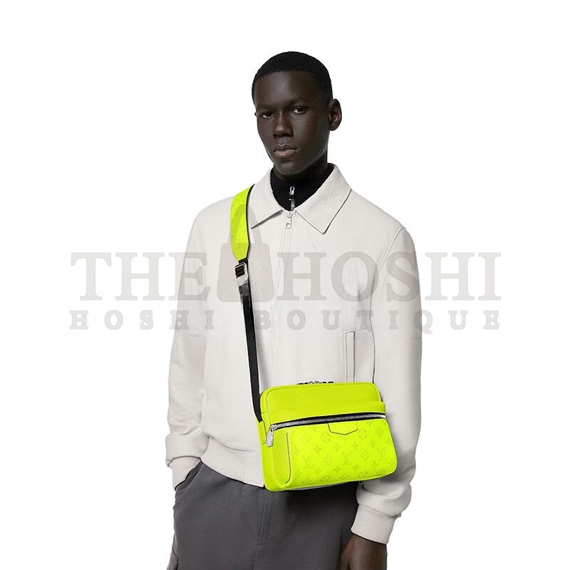 L0vis Vvtt0n OUTDOOR MESSENGER M30943 (25.5*18*5cm) Master Quality