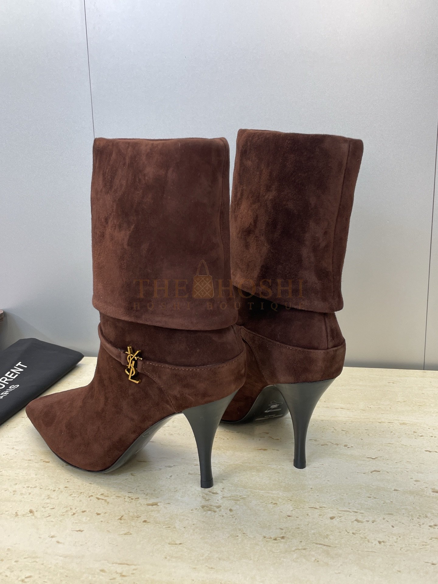 Sa1nt Lau*nt Y51 Pointed-Toe High Heel Ankle Boots